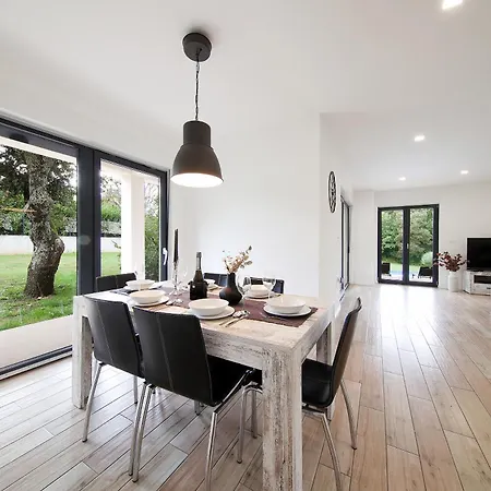 Marconi Holiday home